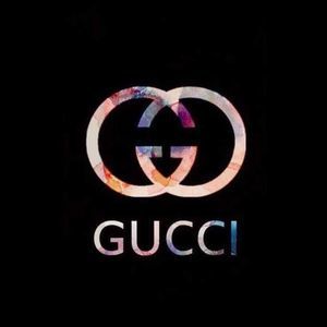 Meet your Posher, Adolfo